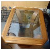 2 matching end tables - 21 inch wide, 26 inch deep 2 matching end tables - 21 inch wide, 26 inch deep