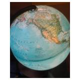 National Geographic Spherical Concepts globe/lamp