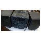 RCA CD/radio/cassette RCA CD/radio/cassette