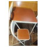 vintage metal card table and 4 chairs