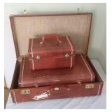 3 piece vintage luggage including make up case &