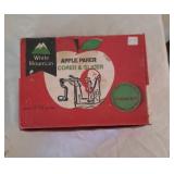 White Mountain Apple parer corer & slicer in box