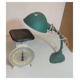 vintage Hanson kitchen scale 25 lbs and desk lamp