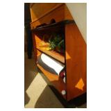 2 sided rollaway island with contents