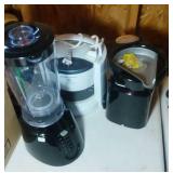 4 electric kitchen gadgets - Black & Decker Lids