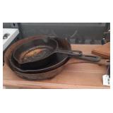 lot of 3 skillets