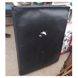 office/school metal framed easel, carrying case &