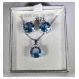 Sterling Silver box set - 5.4 grams total weight,