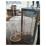 white wire rack, Wyott food display and plexiglas