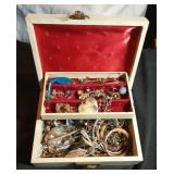 jewelry box with contents