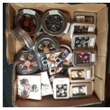 lot of fidgit spinners