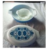 Pyrex - aqua and white bowls & oval dish with lid
