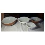 Pyrex - brown and white with gold -4 nesting bowls
