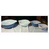 Pyrex - blue and white - 4 nesting bowls