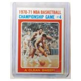 1971-72 Topps Oscar Robertson Milwaukee Bucks NBA