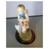 Dutch girl figurine - 5.5 inches high