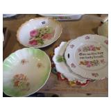 3 decorative plates, 2 bowls