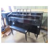 kohler & campbell upright piano w/bench