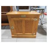 1 door oak end table
