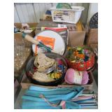 sewing / embroidery / crochet lot