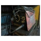 AIRCO AUTO-PAK 130 WELDER