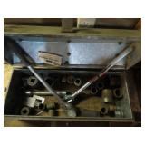 METAL TOOL BOX, 3/4" SOCKETS & RACHETS