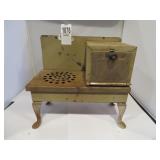 METAL WARE CORP CHILDS TOY STOVE 1920'S ?