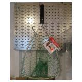 EAGLE CLAW TROUT NET - RETRACTABLE CORD
