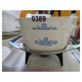 CORNINGWARE 1 3/4C ,1 1/2C DISHES & PETITE PAN