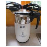 CORNINGWARE 10 CUP COFFE POT, CORD, TRIVET