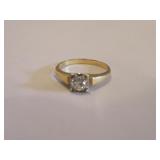 14K GOLD / GEMSTONE RING