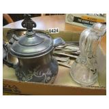 BX CASTOR SET, FLATWARE, CREAMER