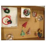 HOLIDAY PINS / JEWELRY