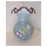 FENTON VASE 7'