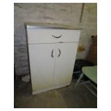 1 DRAWER 2 DOOR METAL CABINET NEEDS CLEANING