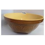 GREENS 10 1/4' BOWL MADE IN ENGLAND