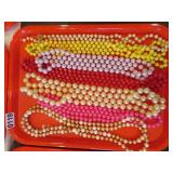 COSTUME JEWELRY BEADED NECKLACES (7)