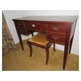 MAHOGANY VANITY & STOOL 30' X 40'X 18'