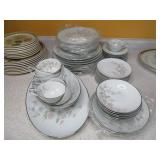 NORITAKE CHINA 'BARBARA' S/8 + SERVING PCS