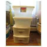 4 PLASTIC TOTES/DRAWERS