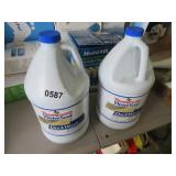 2 gallons thompson water seal deck wash