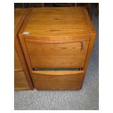 oak 2 drawer file cabinet w/key