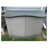 rubbermaid trash can holder