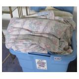 tote of flannel & other sheets  F/Q