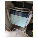 2 folding outdoor chairs