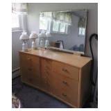 blonde 9 drawer dresser w/mirror