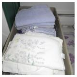 tote of towels