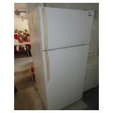 Kelvinator fridge and freezer  30in wide
