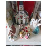 misc christmas village pcs, accessories