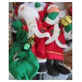 santa & mrs claus 32'